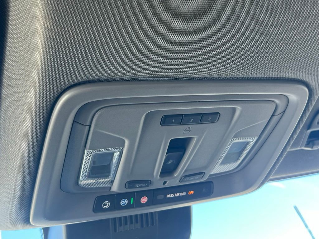 Certified 2024 GMC Sierra 2500 SLT w/ SLT Convenience Package image 35