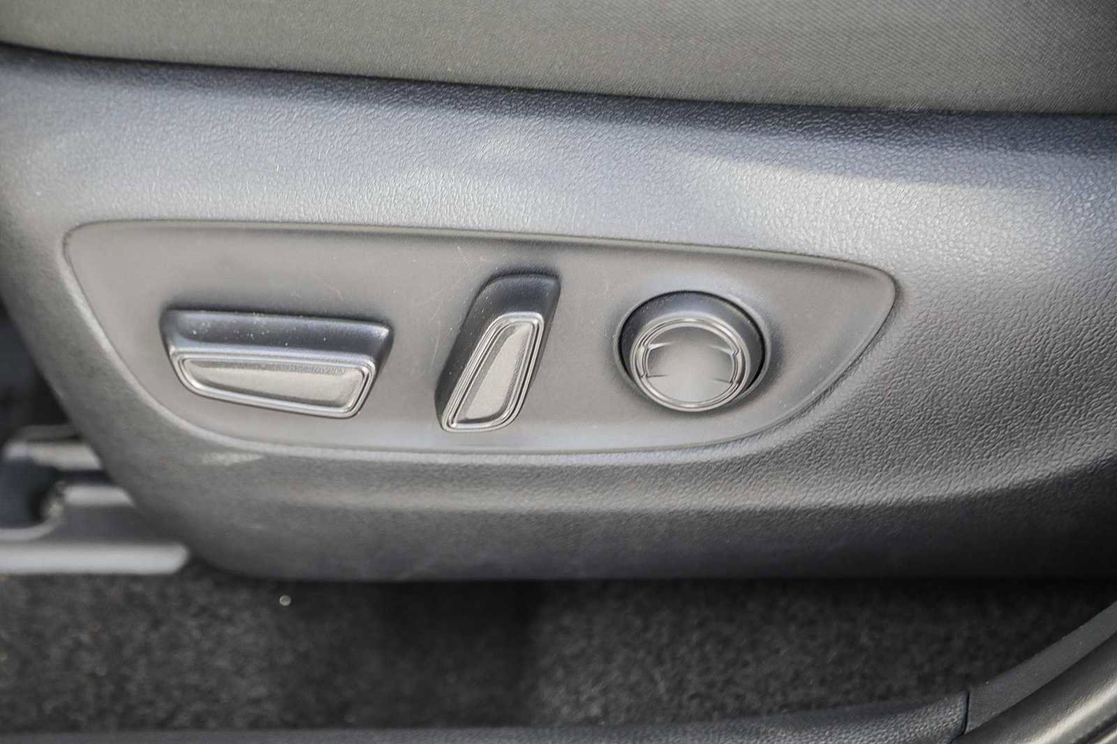 Certified 2025 Toyota RAV4 XLE image 20