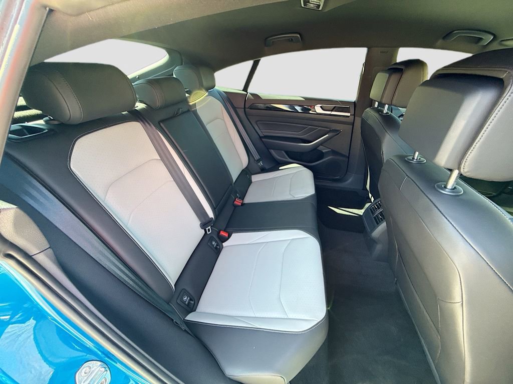 Used 2023 Volkswagen Arteon SE image 28