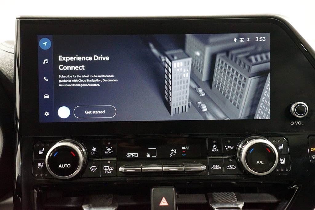 Used 2023 Toyota Highlander Limited image 17