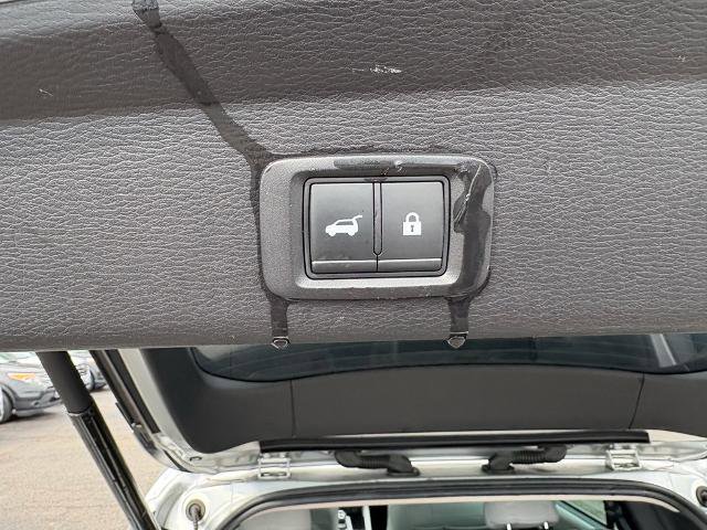 Used 2022 Mitsubishi Outlander SEL image 10