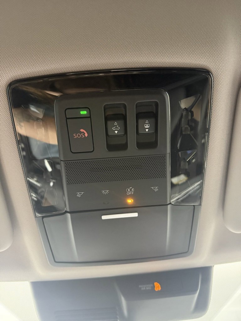 New 2025 Mitsubishi Outlander SEL image 26