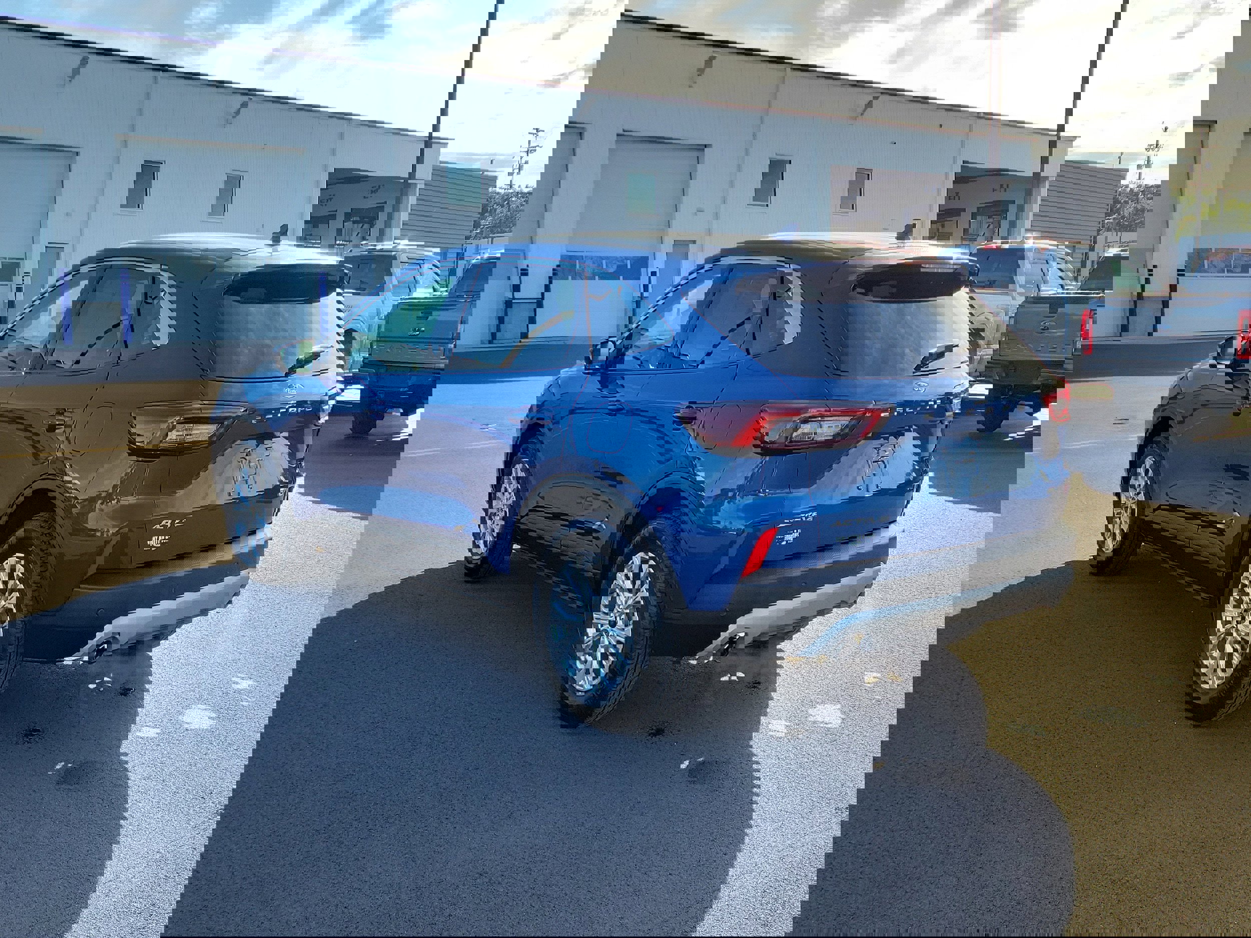 Used 2023 Ford Escape Active w/ Tech Pack #2 image 3