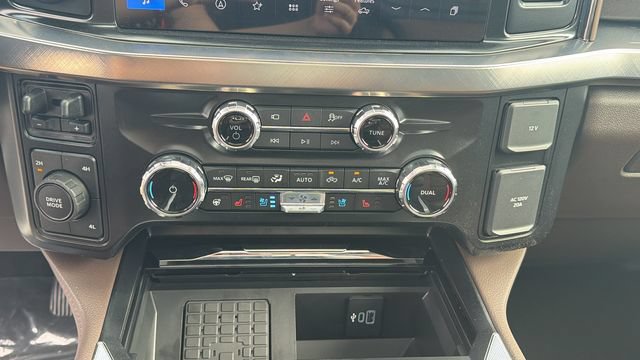 New 2026 Ford F350 King Ranch AWD/4WD image 24