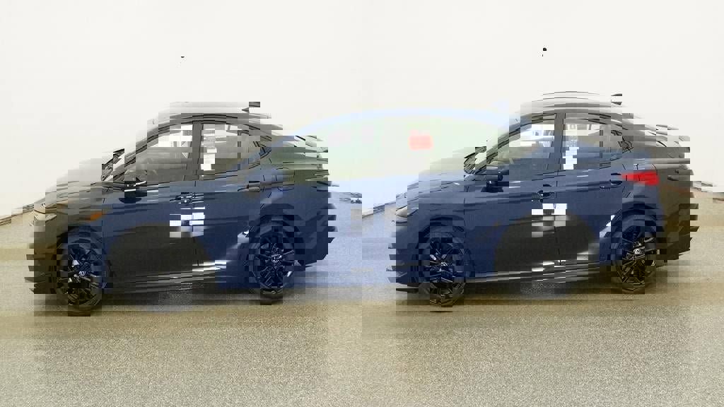 New 2026 Toyota Camry SE image 3