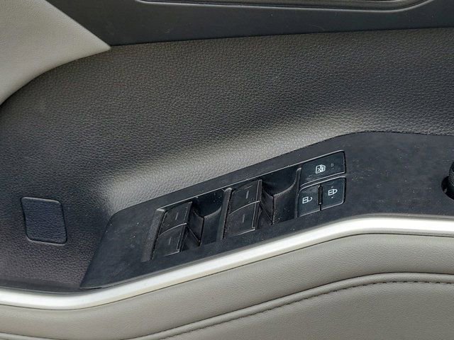 Used 2022 Toyota Highlander XLE image 31