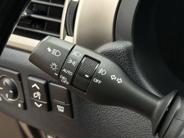Used 2020 Lexus GX 460 Premium w/ Premium Package AWD/4WD image 24