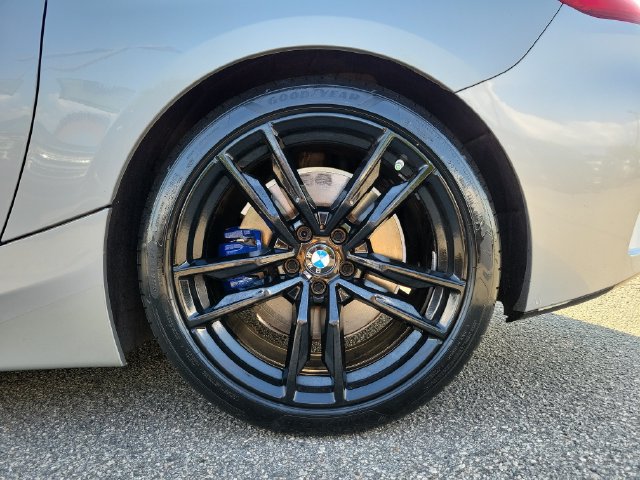 Used 2020 BMW Z4 M40i w/ Executive Package RWD image 9