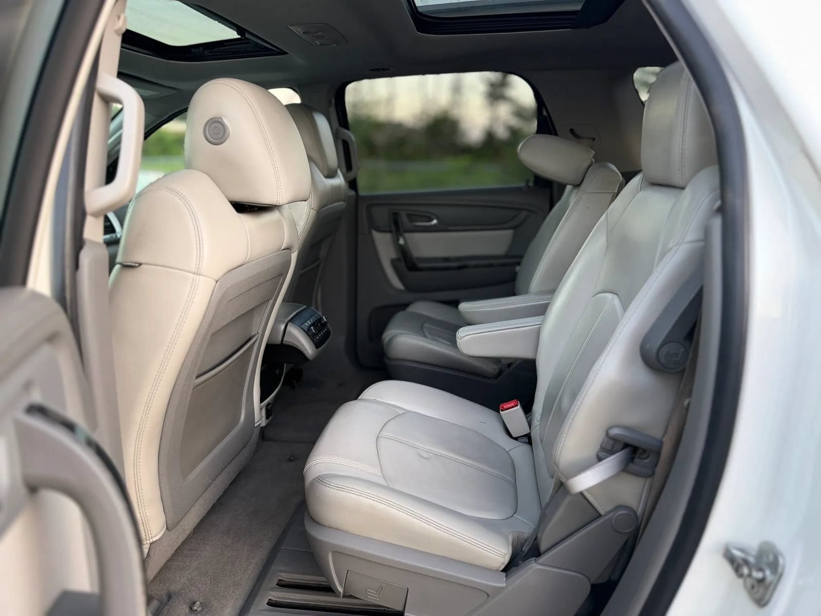 Used 2014 GMC Acadia SLT AWD/4WD image 13