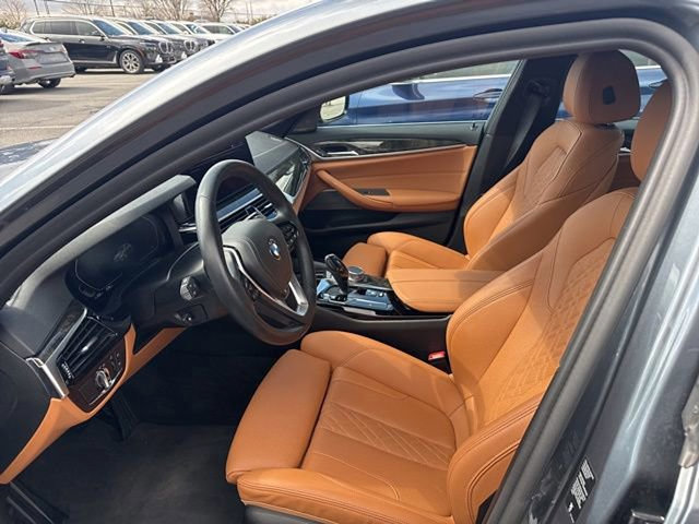 Used 2021 BMW 530i xDrive w/ Premium Package image 21