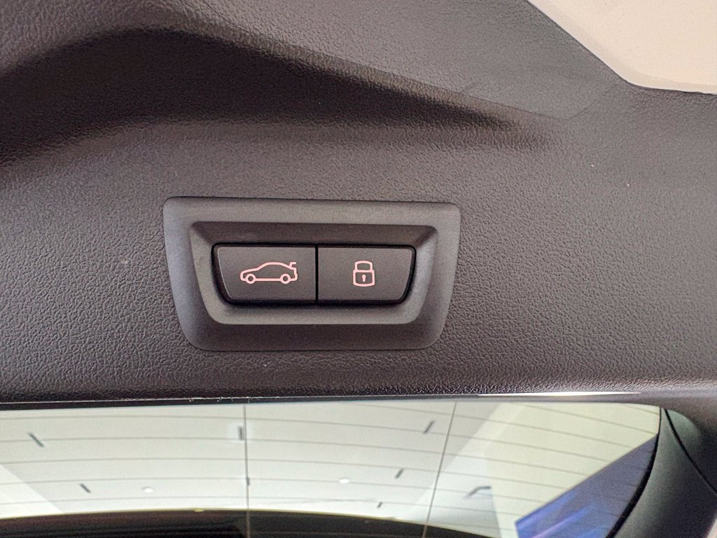 Used 2024 BMW X5 xDrive40i w/ M Sport Package AWD/4WD image 24