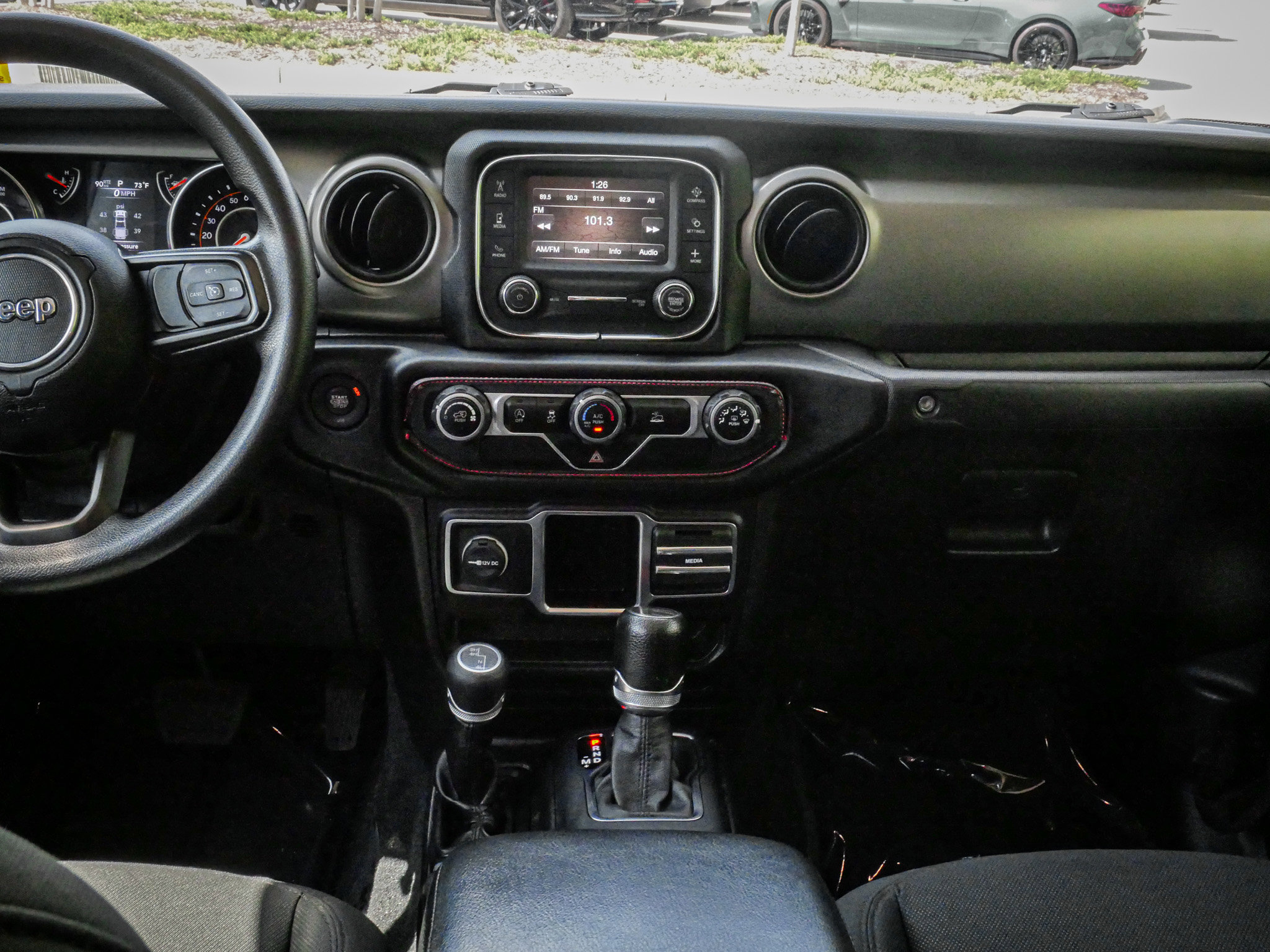 Used 2021 Jeep Gladiator Sport image 28
