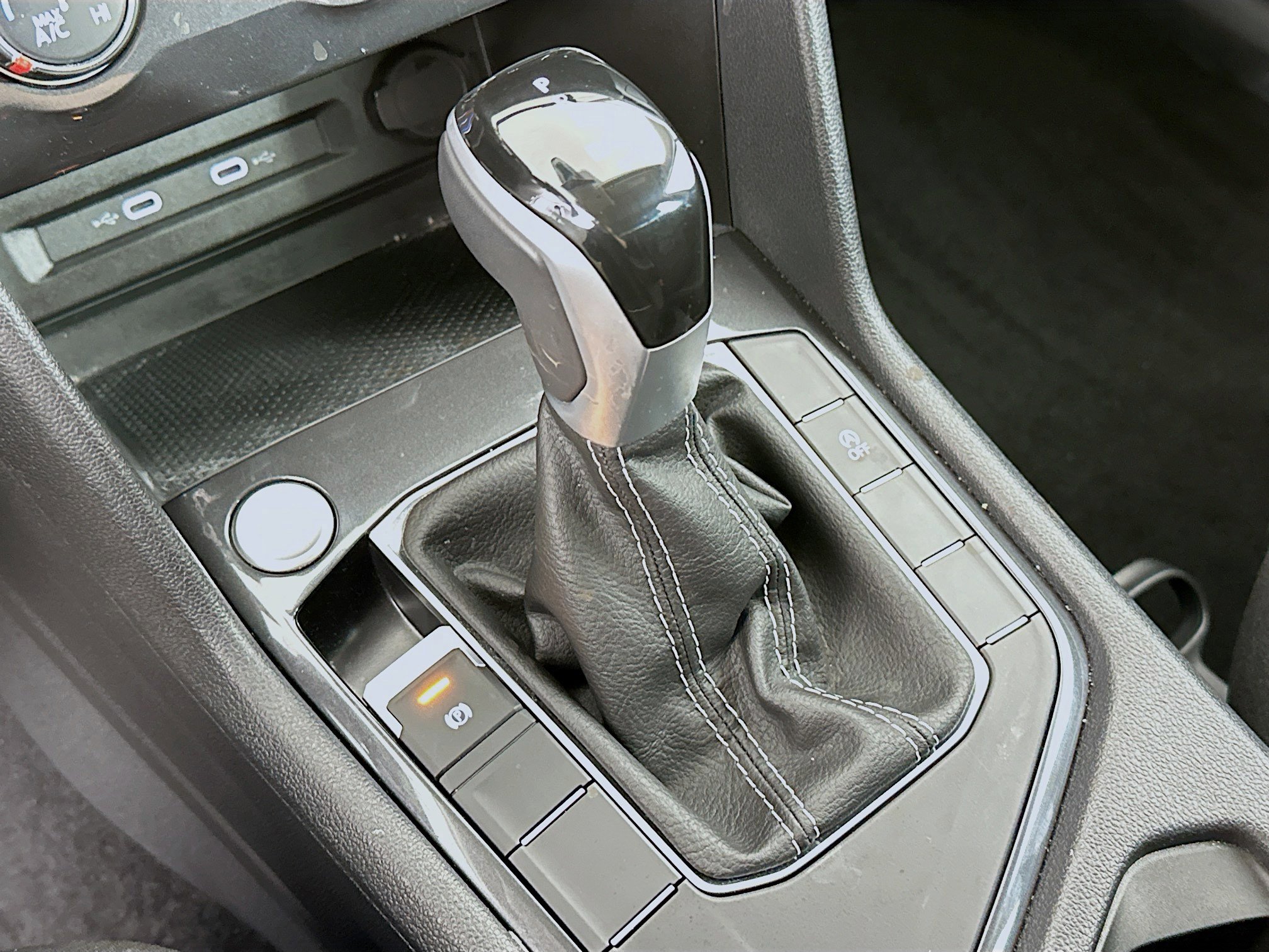 Used 2024 Volkswagen Tiguan S image 24