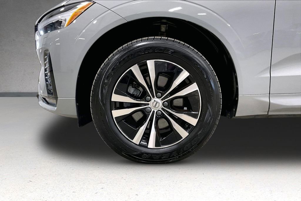 Certified 2024 Volvo XC60 B5 Core w/ Protection Package Premier AWD/4WD image 34