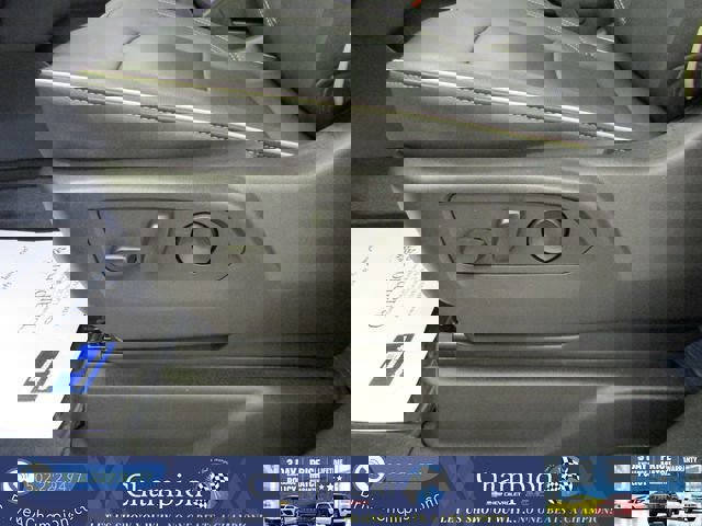 Used 2025 GMC Yukon Elevation w/ LPO, Yukon Black Package image 27