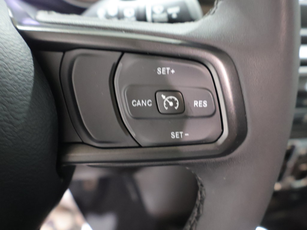 Used 2023 Jeep Wrangler Unlimited w/ Cold Weather Group AWD/4WD image 34
