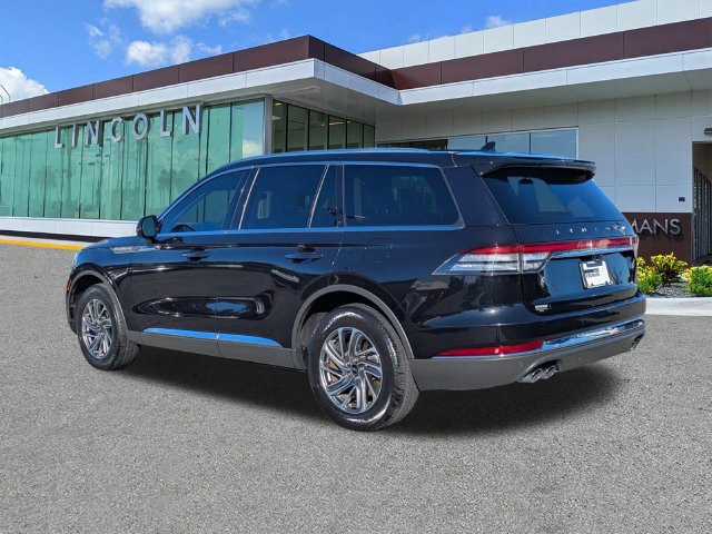 Used 2024 Lincoln Aviator AWD image 6