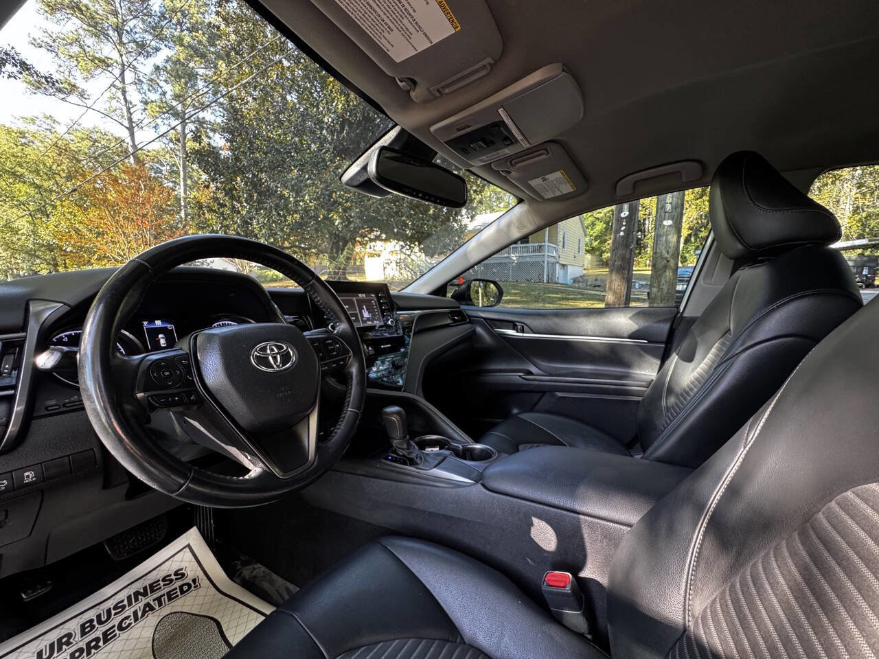 Used 2021 Toyota Camry SE w/ Convenience Package image 12