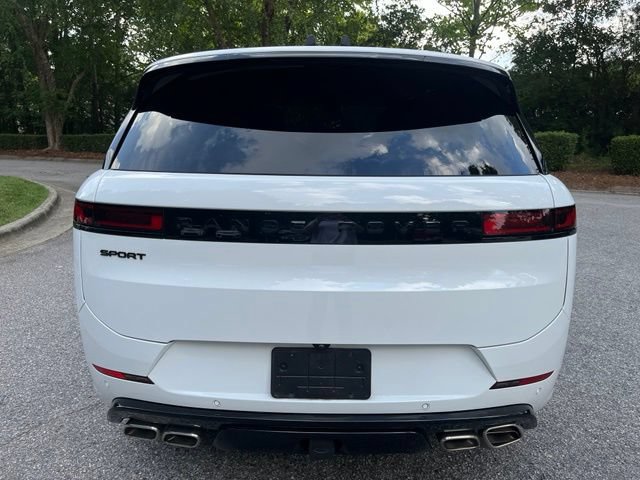 Certified 2025 Land Rover Range Rover Sport Dynamic SE AWD/4WD image 8
