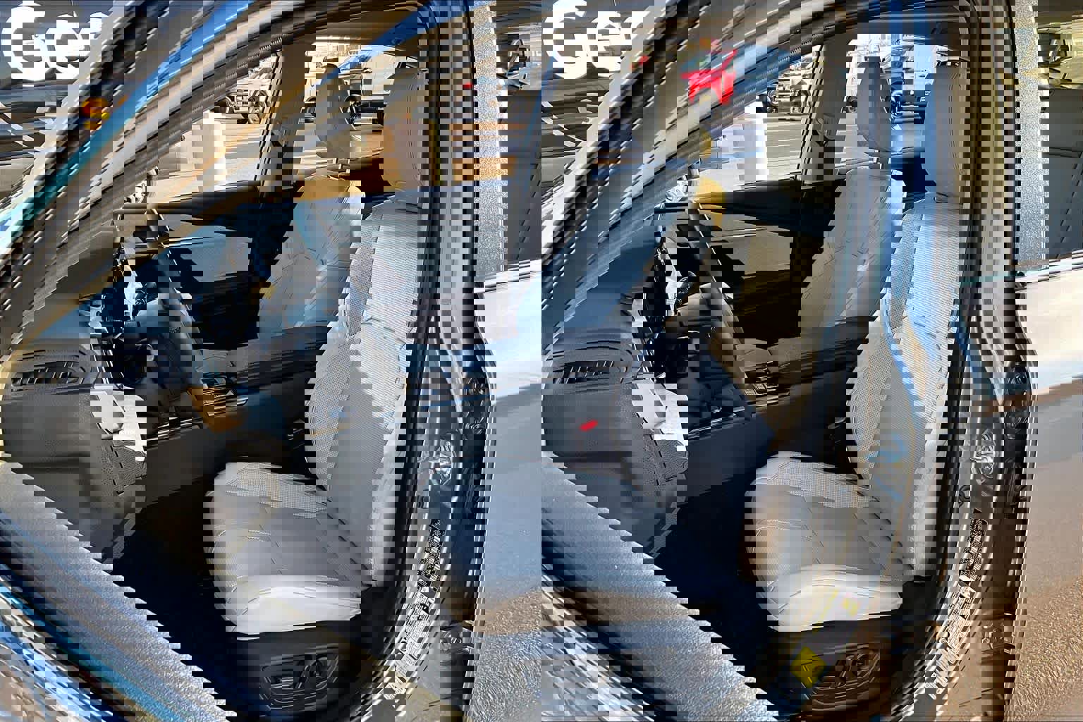 Used 2025 Toyota Camry XLE image 8