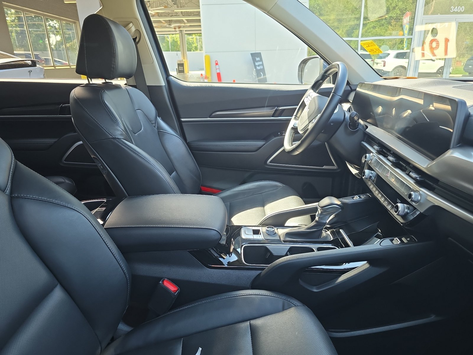 Used 2023 Kia Telluride S w/ S Sunroof Package AWD/4WD image 6