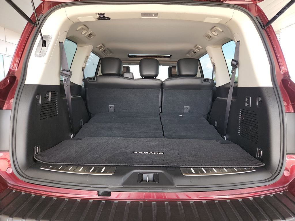 Used 2022 Nissan Armada Platinum image 13