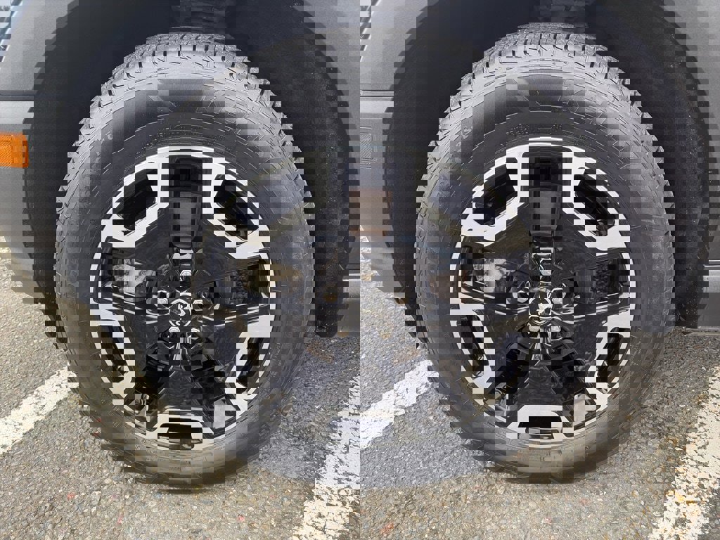 Used 2022 Ford Bronco Sport Outer Banks w/ Tech Package image 2