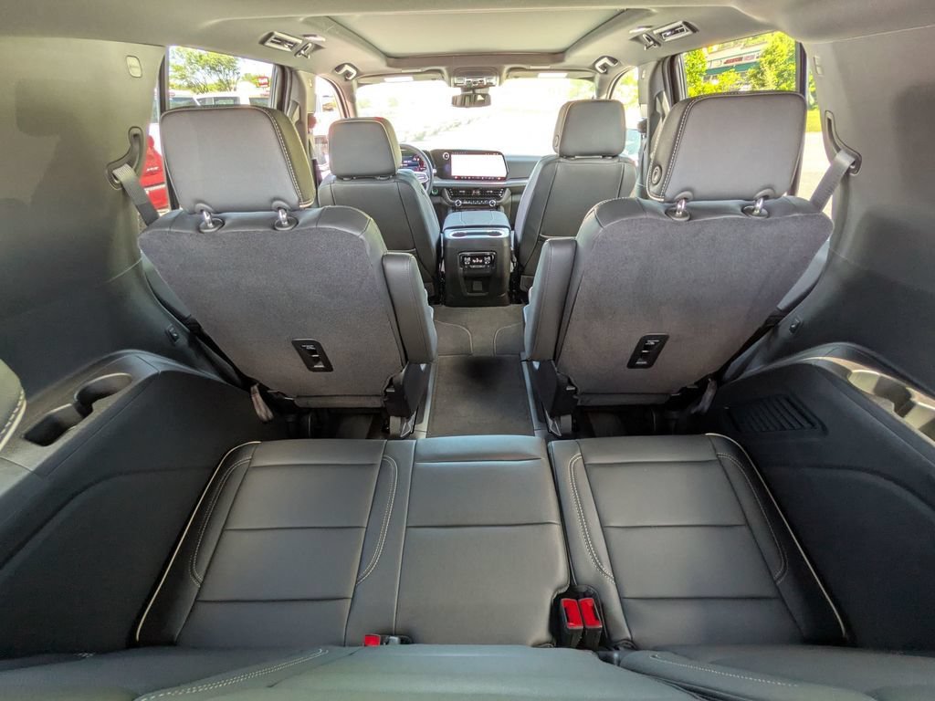 New 2026 Chevrolet Tahoe Premier w/ Sun And Tow Package RWD image 36