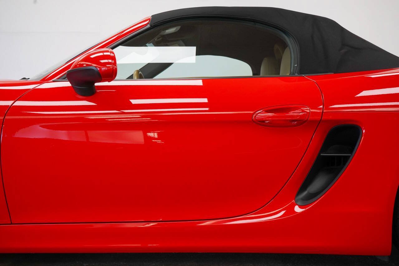 Used 2015 Porsche Boxster S RWD image 16