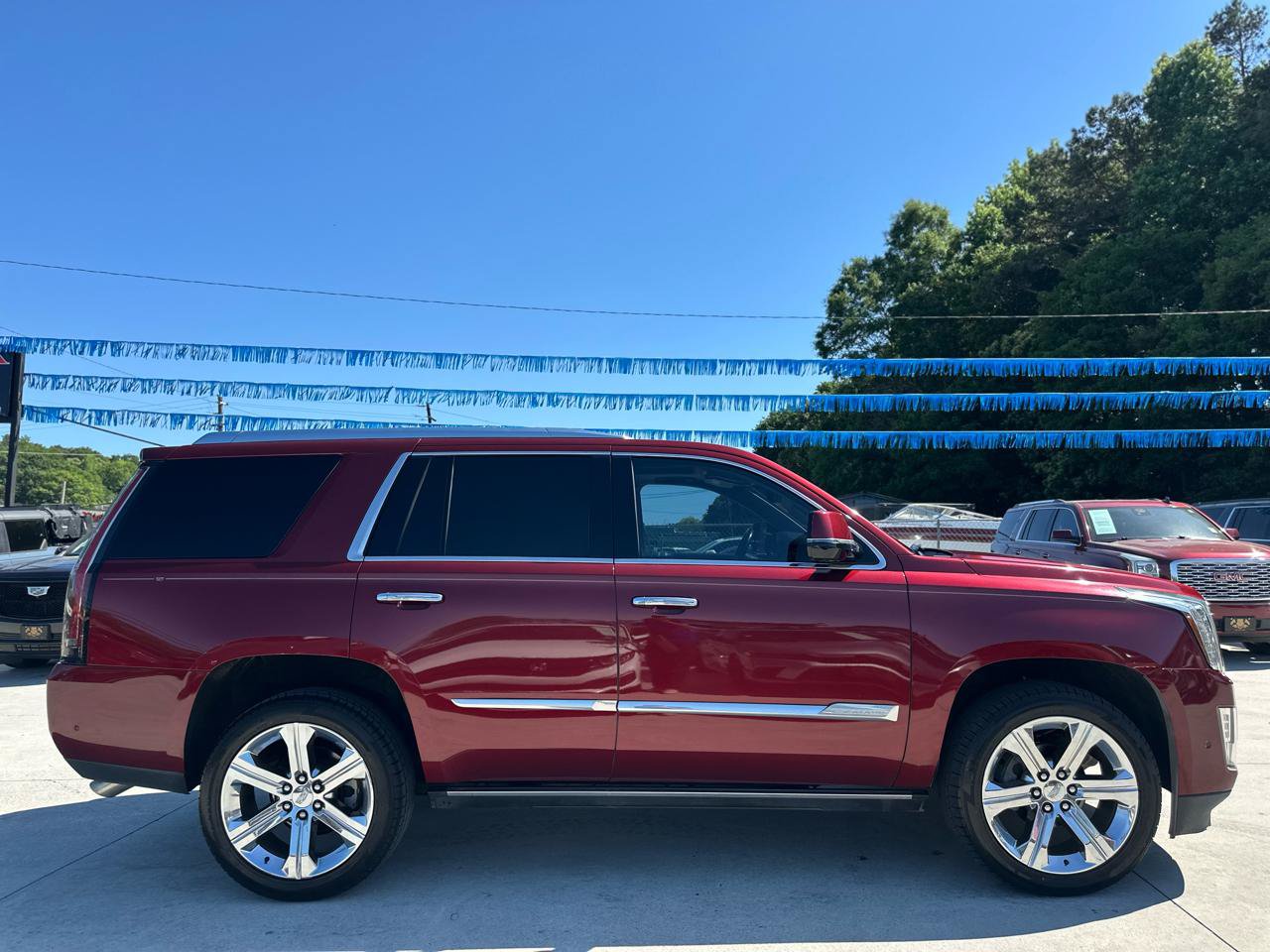 Used 2017 Cadillac Escalade Premium Luxury RWD image 8