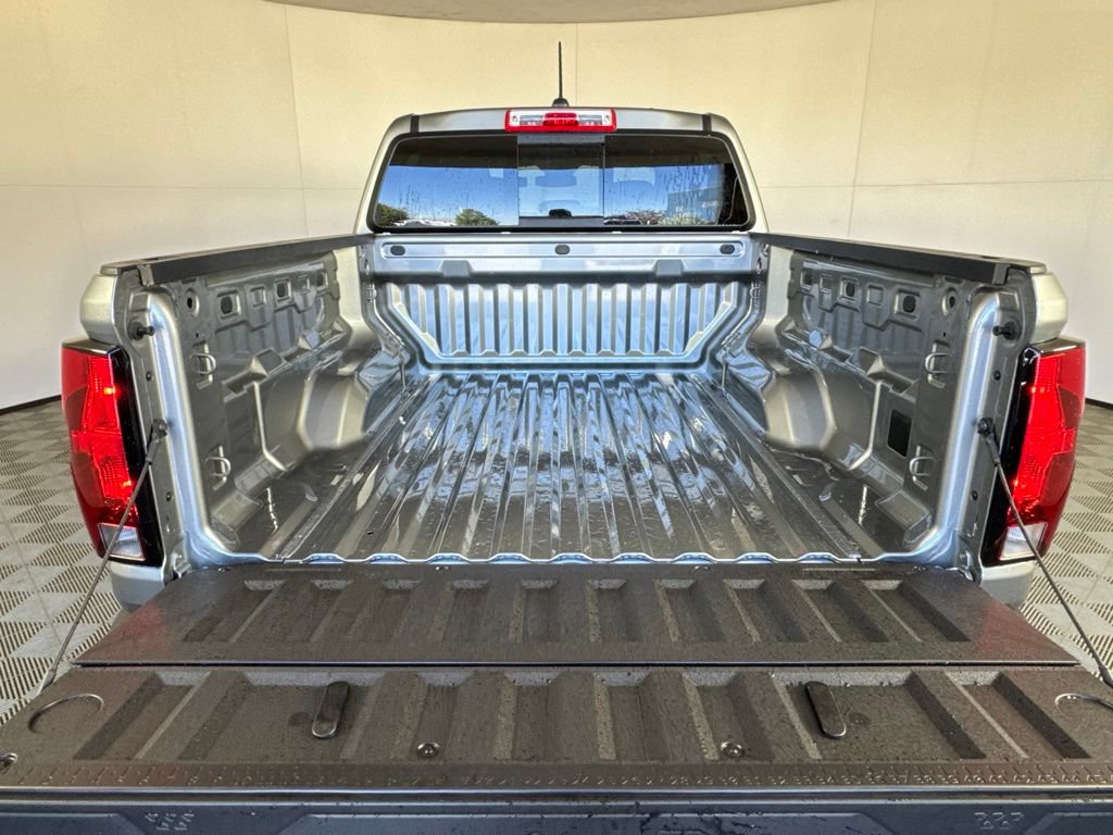 New 2026 Chevrolet Colorado W/T w/ WT Custom Package AWD/4WD image 33