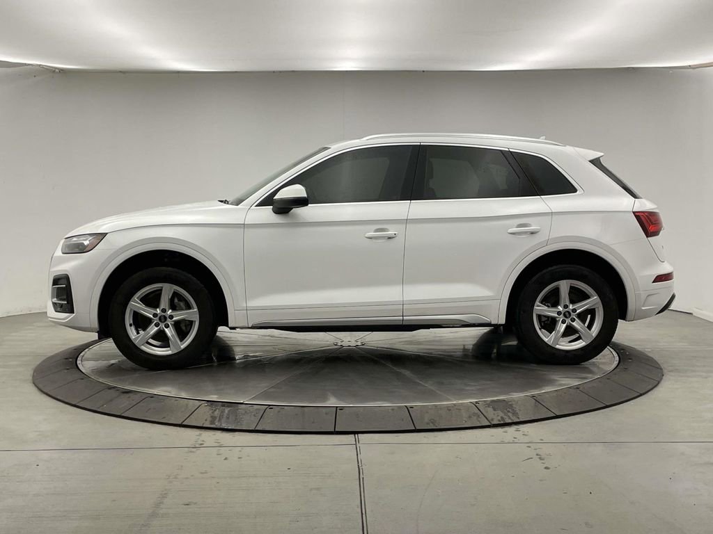 Used 2022 Audi Q5 2.0T Premium image 2