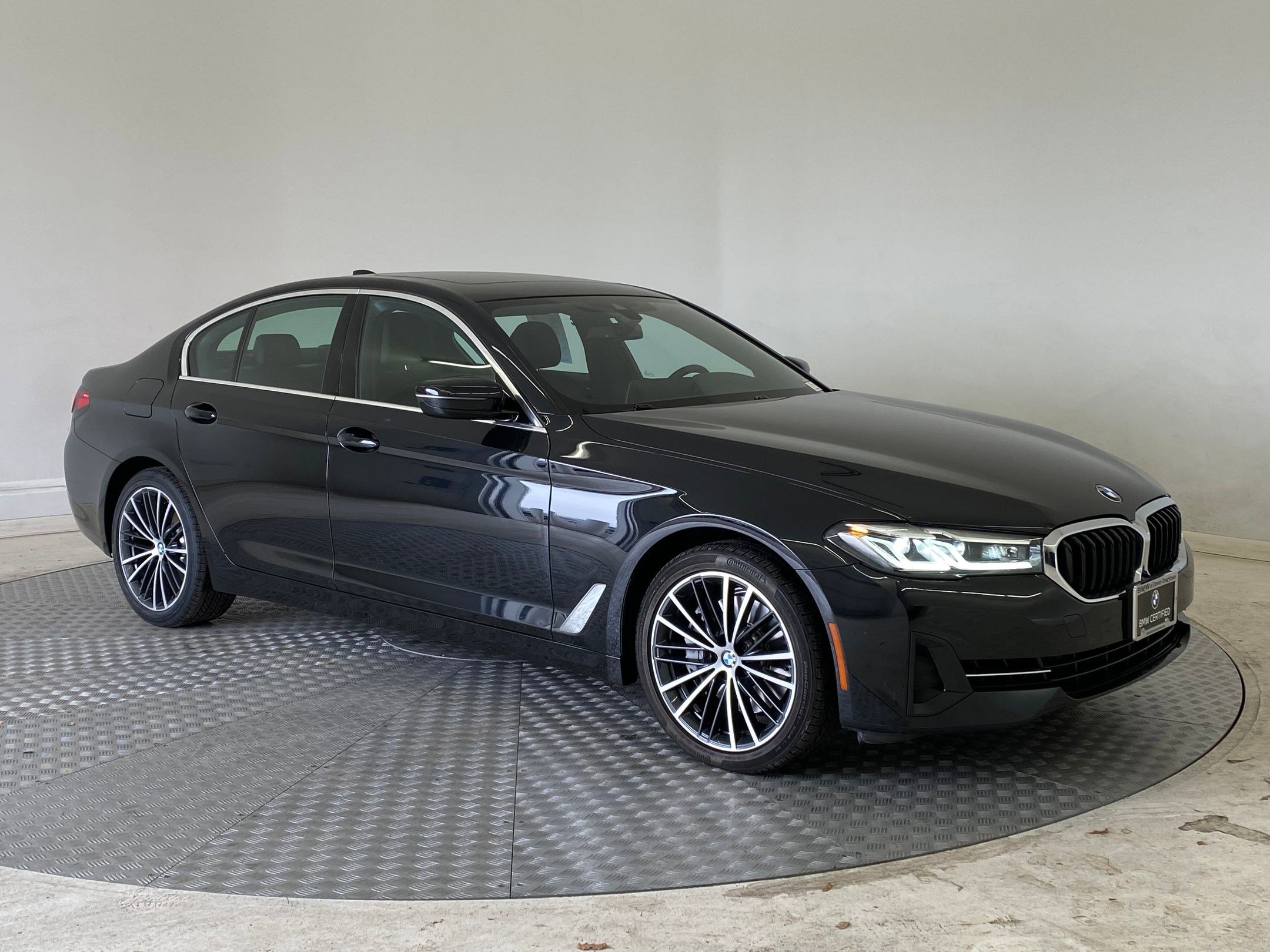 Certified 2023 BMW 540i xDrive w/ Premium Package image 7