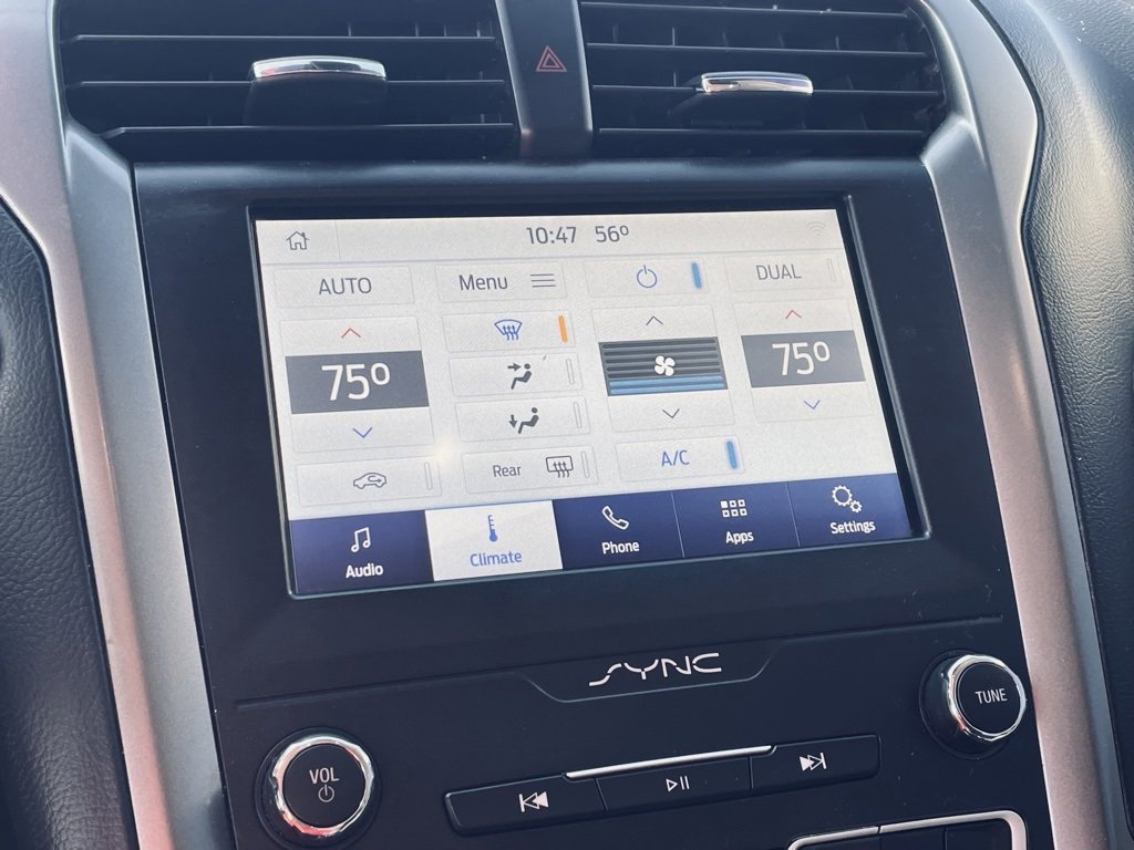 Used 2019 Ford Fusion SEL image 15