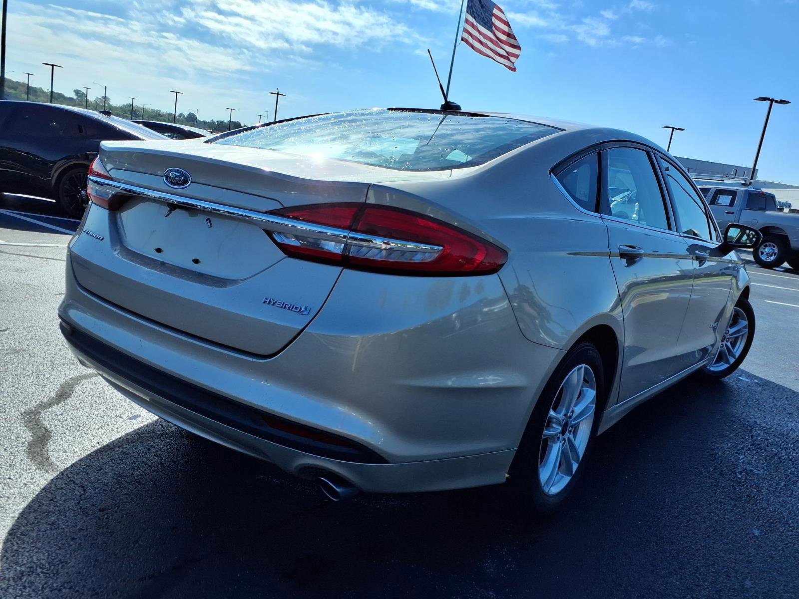 Used 2018 Ford Fusion S FWD image 28