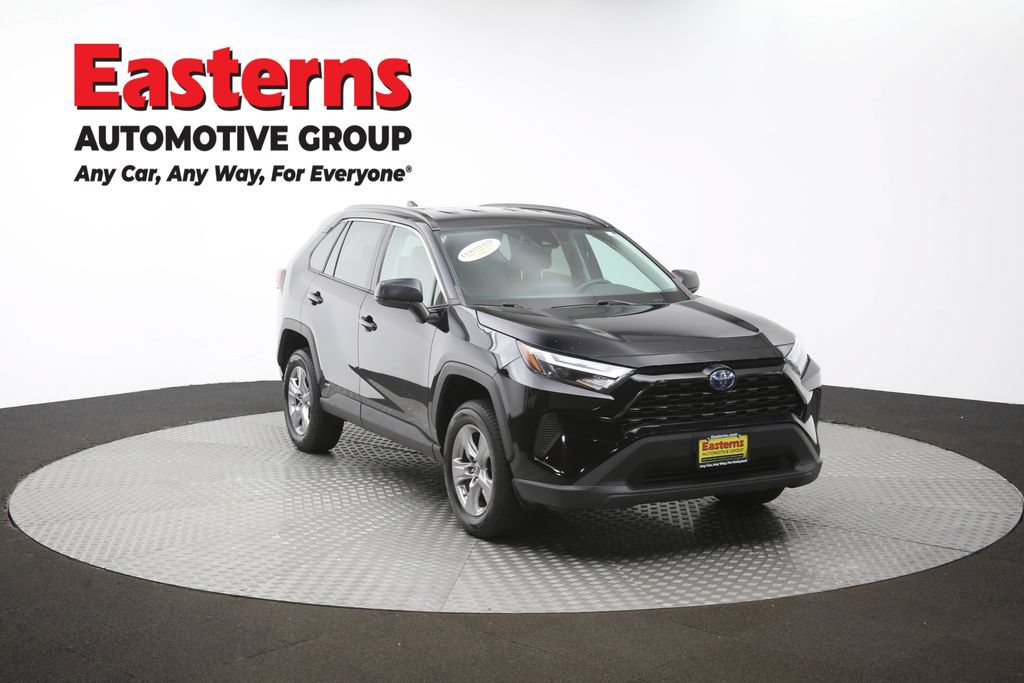 Used 2023 Toyota RAV4 LE AWD/4WD image 49