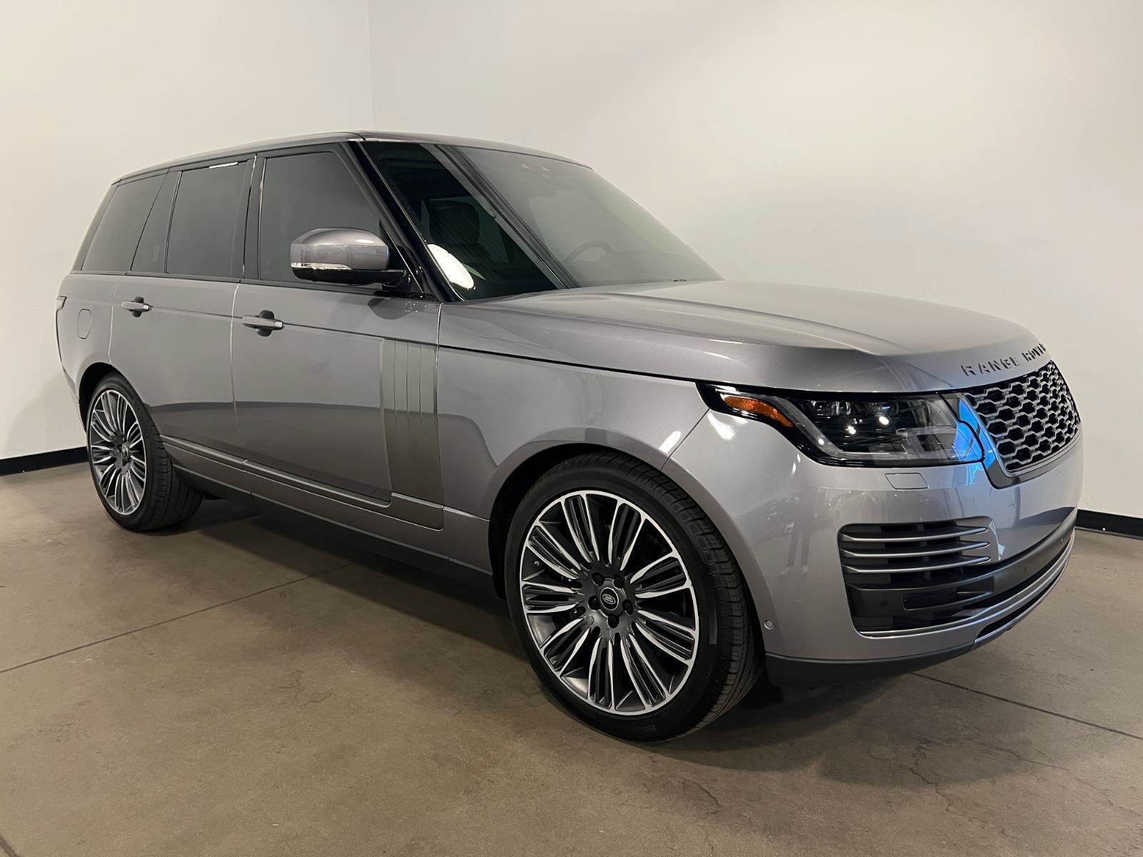 Used 2021 Land Rover Range Rover P525 Westminster Edition AWD/4WD image 1