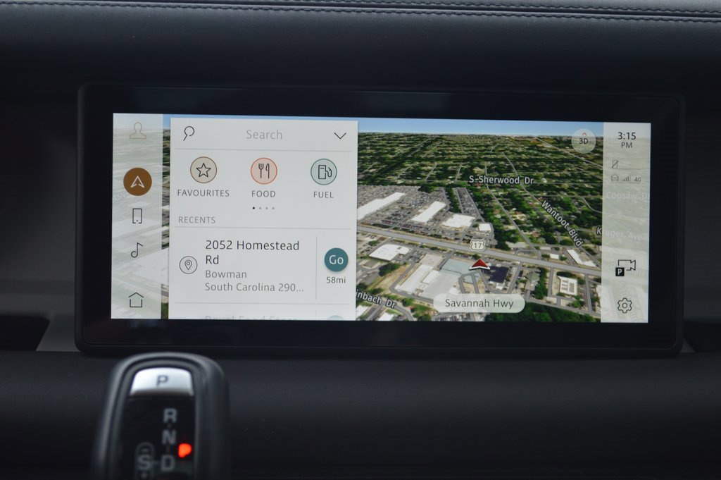 Used 2024 Land Rover Defender 90 X-Dynamic SE image 27