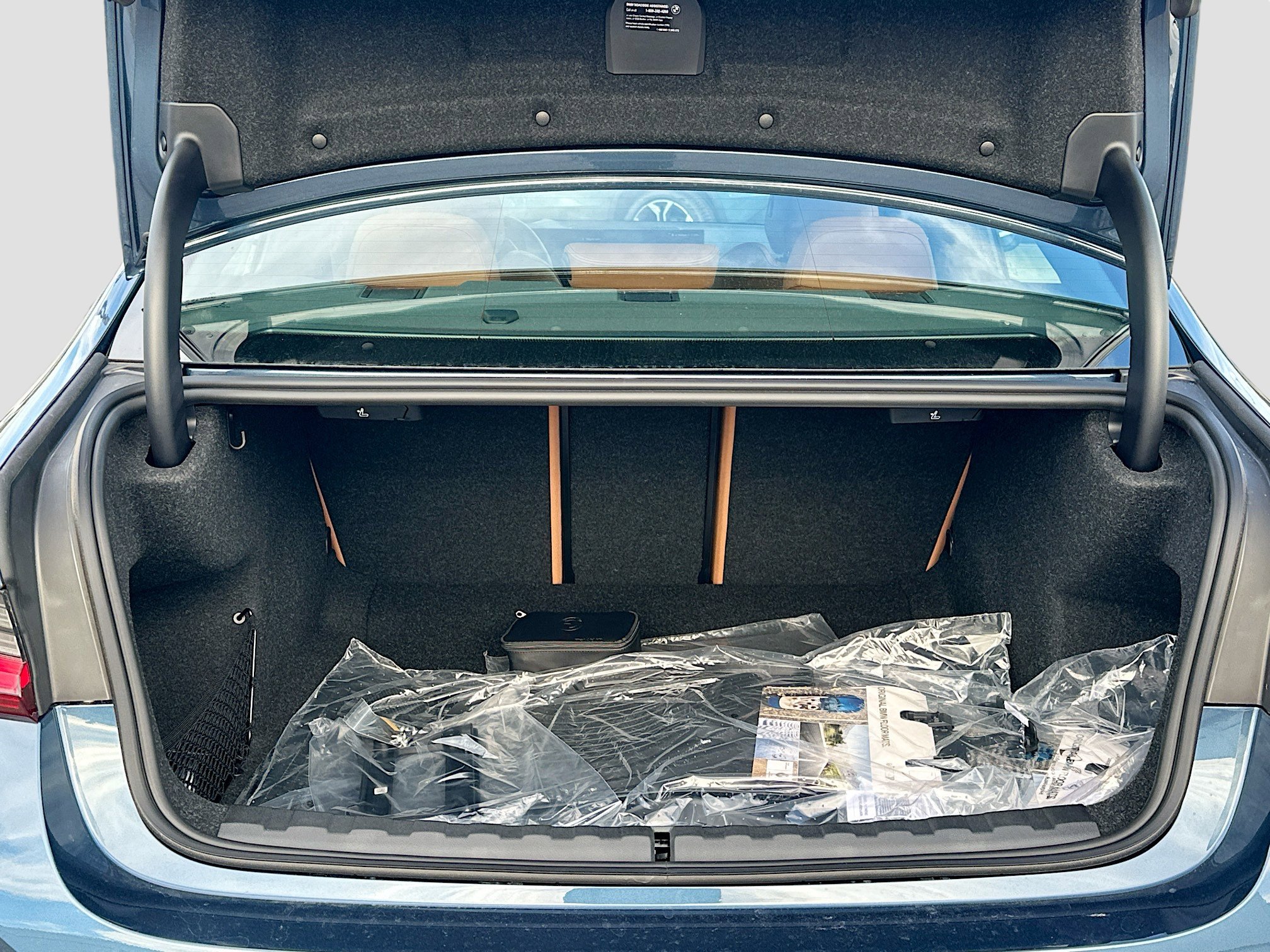 New 2026 BMW 330i Sedan w/ Premium Package image 21