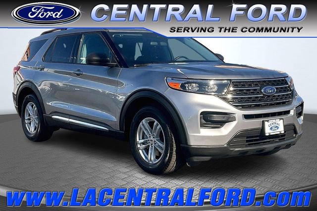 Certified 2024 Ford Explorer XLT image 1