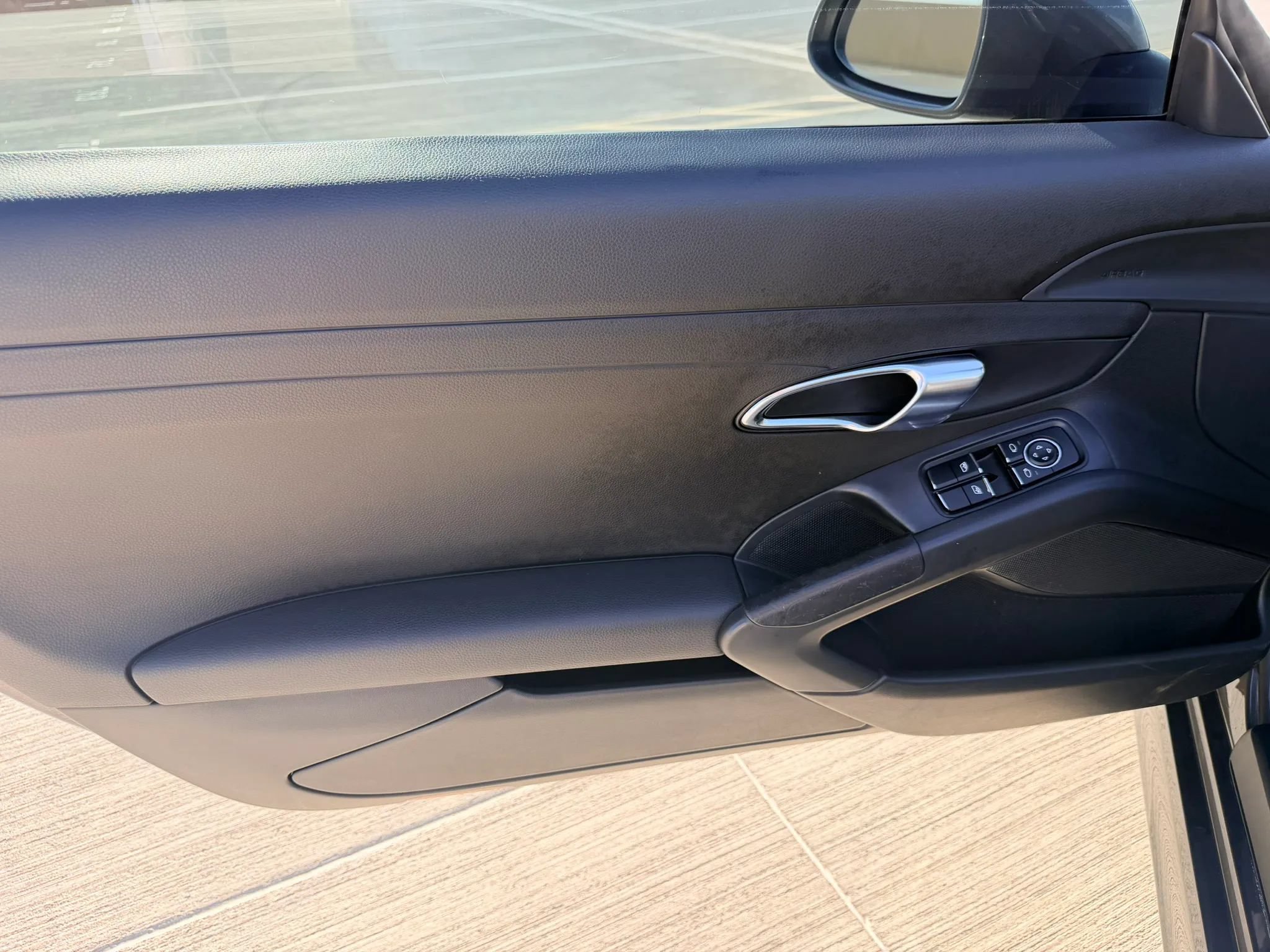 Used 2014 Porsche Boxster RWD image 17
