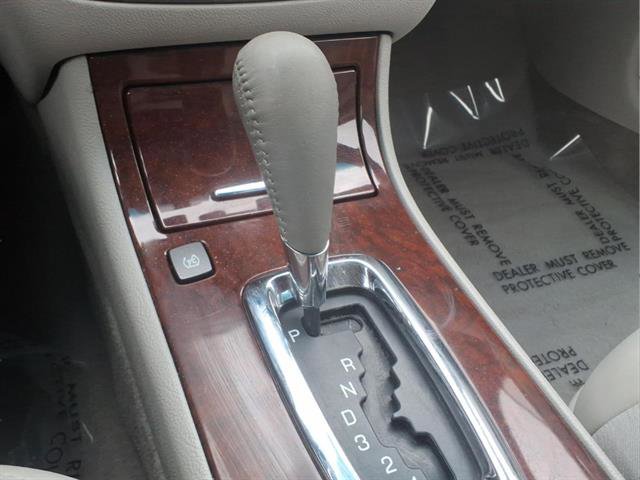 Used 2008 Buick Lucerne CXL image 18