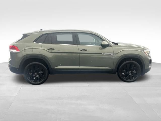 New 2026 Volkswagen Atlas Cross Sport SE image 8