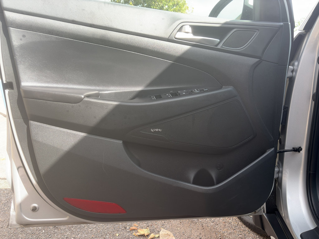 Used 2019 Hyundai Tucson Limited AWD/4WD image 18