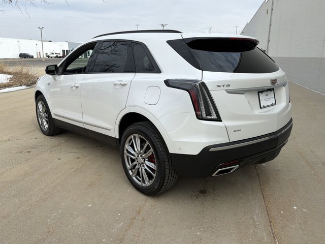 New 2026 Cadillac XT5 Sportv w/ LPO, Floor Liner Package image 7