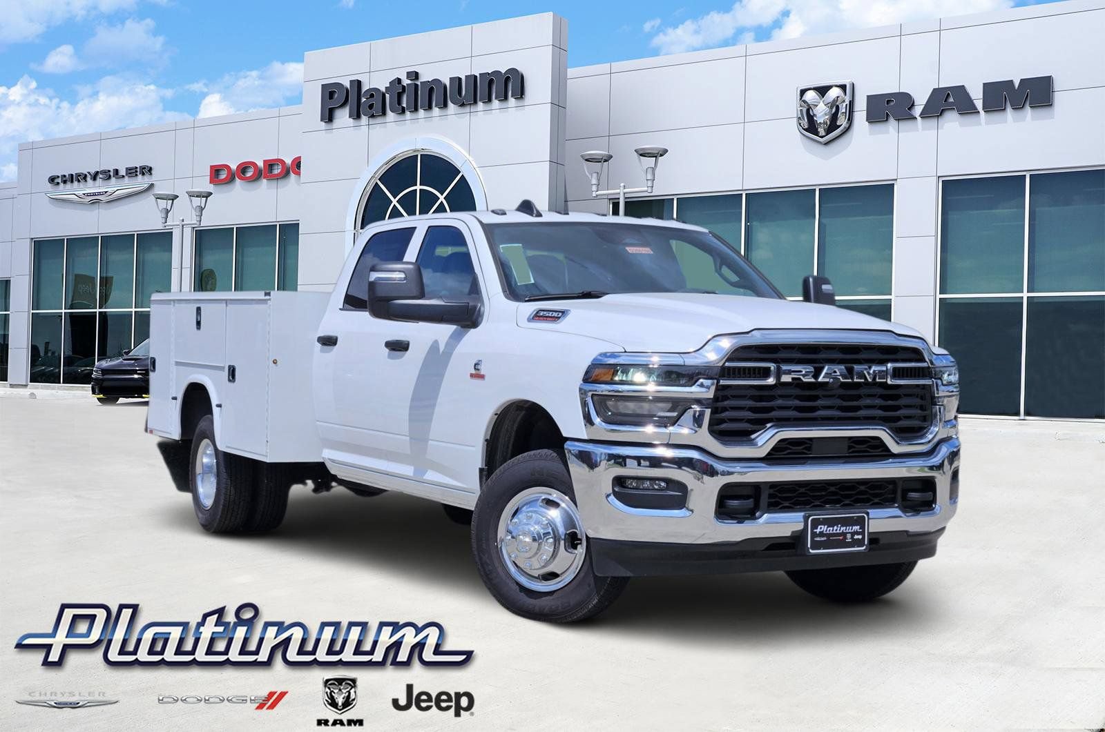 New 2026 RAM 3500 Tradesman w/ Chrome Appearance Group A AWD/4WD 360° Tour