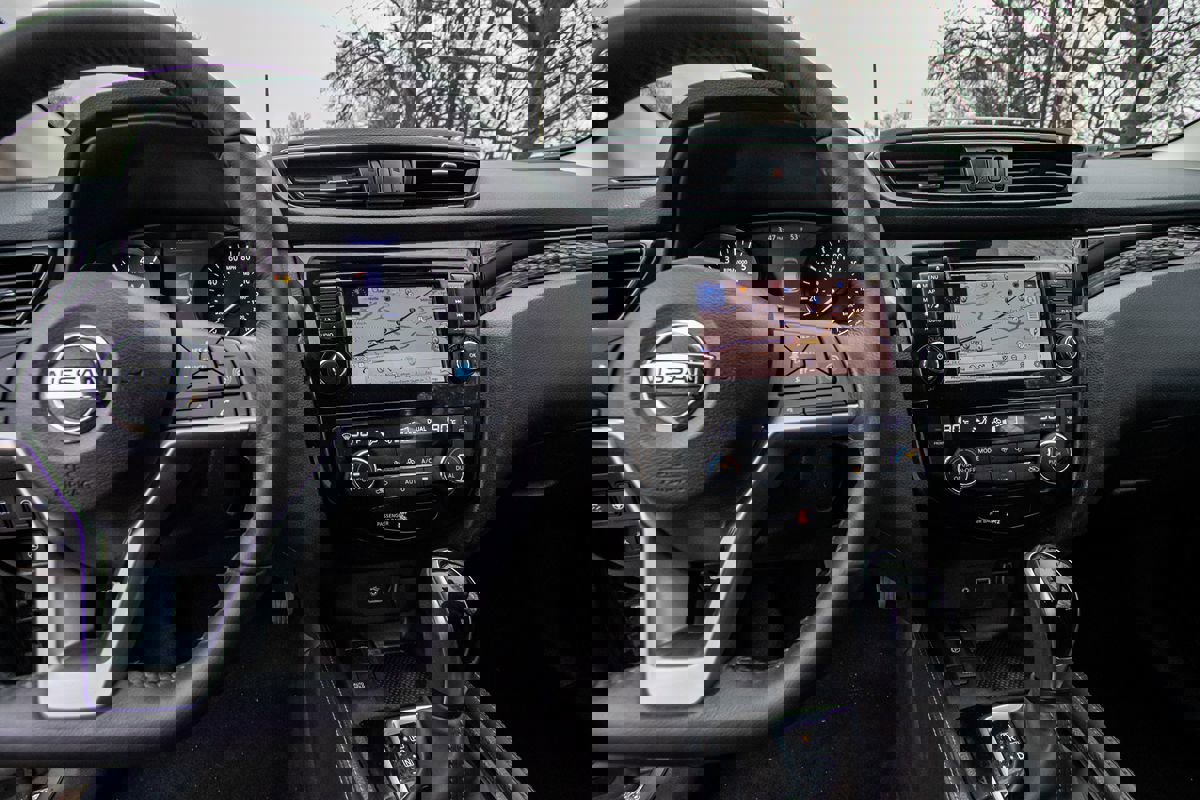 Used 2019 Nissan Rogue Sport SL image 14