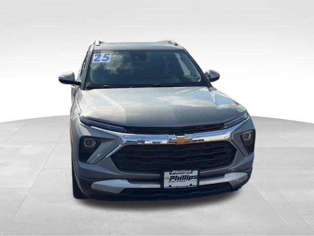 Used 2025 Chevrolet TrailBlazer LT w/ Convenience Package FWD image 8