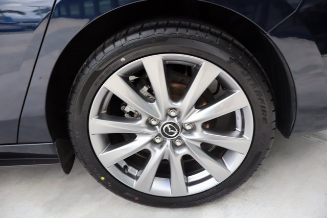 Certified 2020 MAZDA MAZDA3 AWD Sedan w/ Select Package image 39