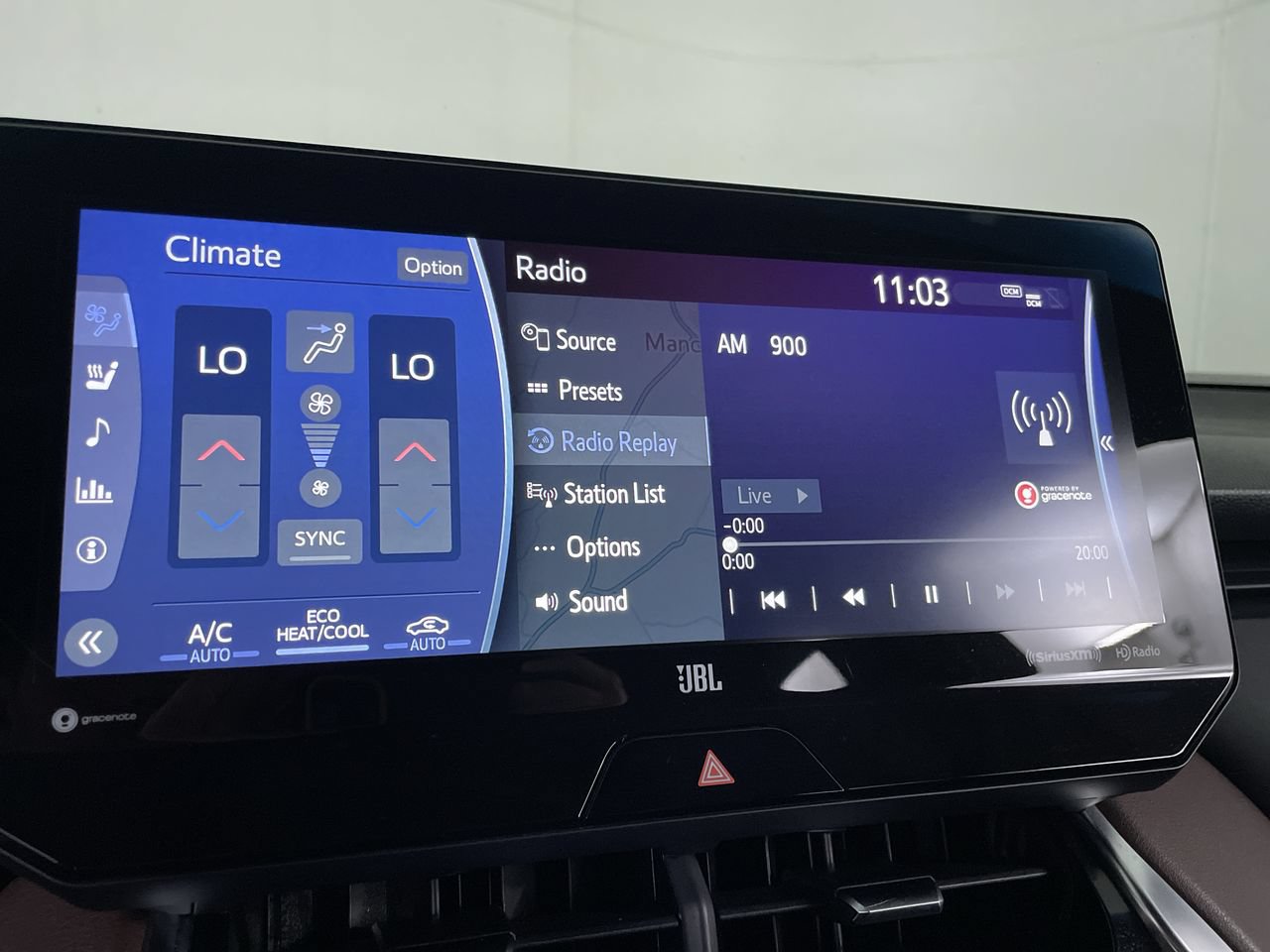 Used 2021 Toyota Venza Limited AWD/4WD image 14